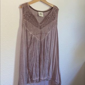 Blush pink lacy tank top